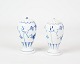 Sæt Af Salt & Peberbøsse - Nr. 52B - Porcelæn - Blåmalet - Musselmalet - Bing & 
Grøndahl
Flot stand
